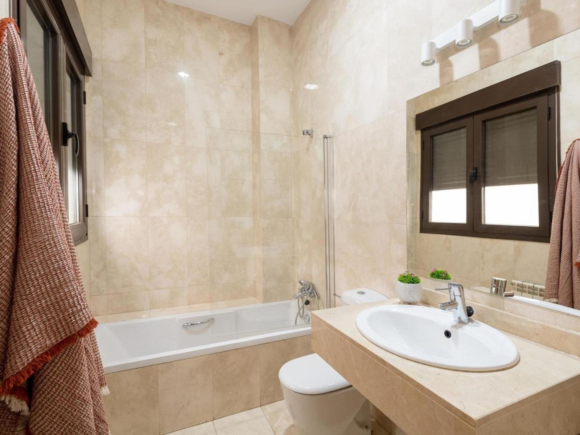 Chezmoihomes Town Hall Apartment Granada Ngoại thất bức ảnh